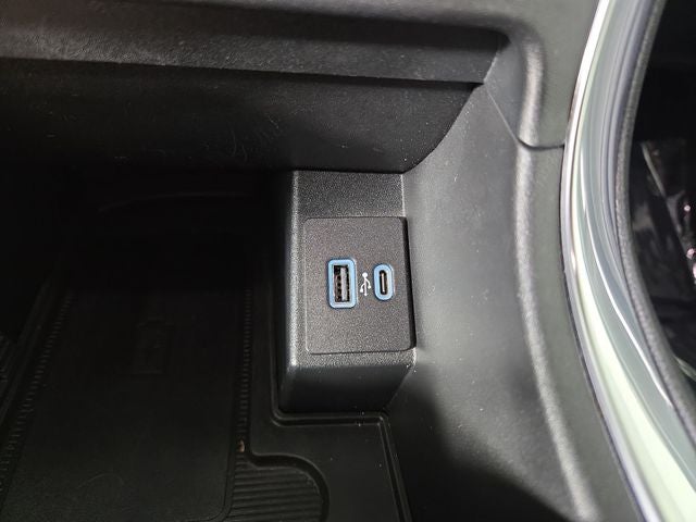 2024 Ford Edge Titanium - Photo 25