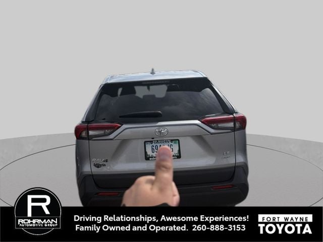 2022 Toyota RAV4 LE