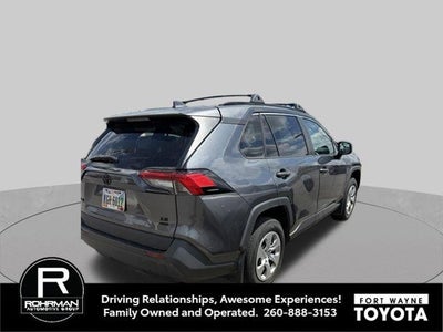 2021 Toyota RAV4 LE