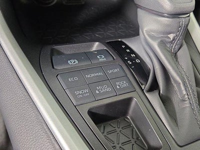 2025 Toyota RAV4 LE