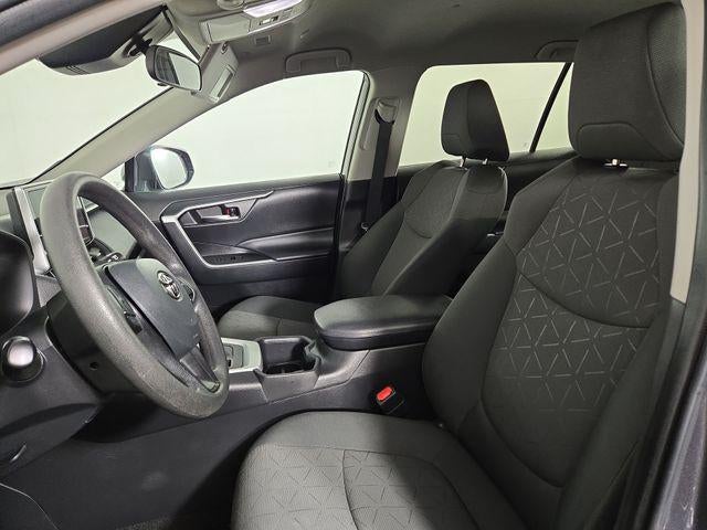 2024 Toyota RAV4 XLE - Photo 44