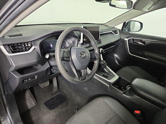 2024 Toyota RAV4 XLE - Photo 45