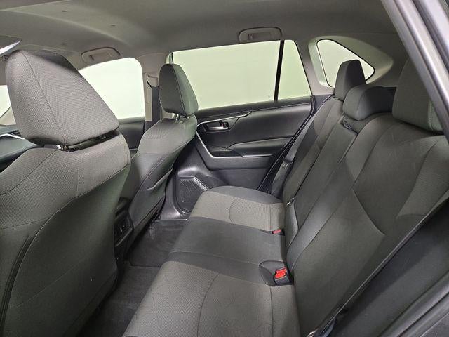 2024 Toyota RAV4 XLE - Photo 46
