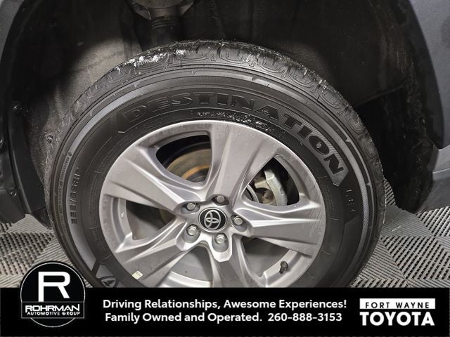 2025 Toyota RAV4 XLE