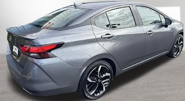 2024 Nissan Versa 1.6 SR