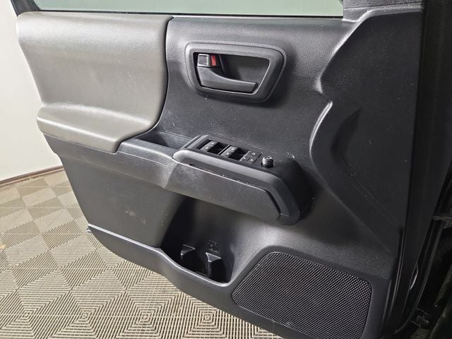 2022 Toyota Tacoma SR V6