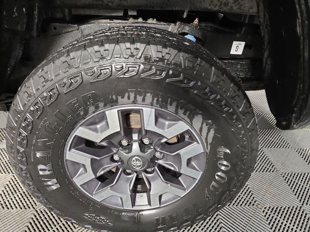 2022 Toyota Tacoma TRD Off-Road V6