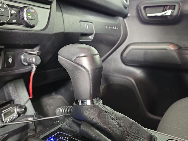 2022 Toyota Tacoma TRD Off-Road V6