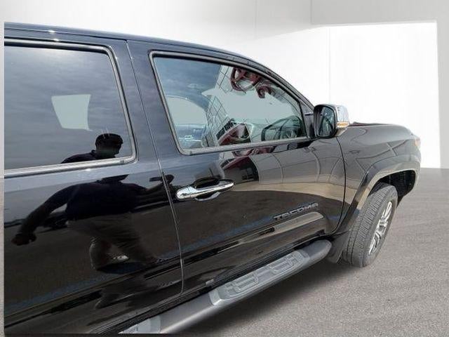 2023 Toyota Tacoma Limited V6