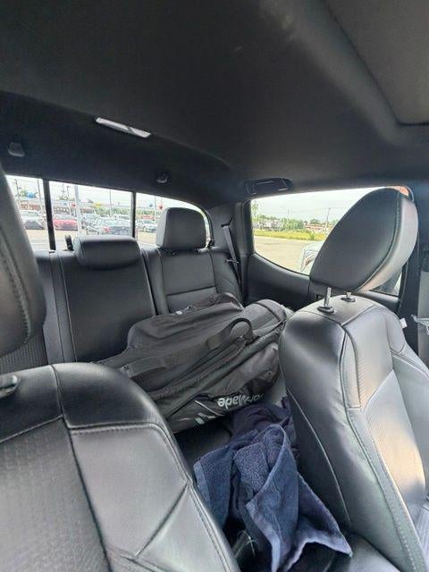 2023 Toyota Tacoma Limited V6