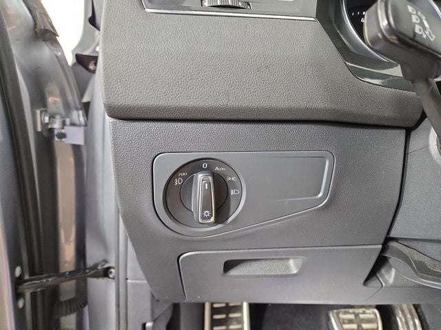 2021 Volkswagen Tiguan 2.0T SE R-Line Black