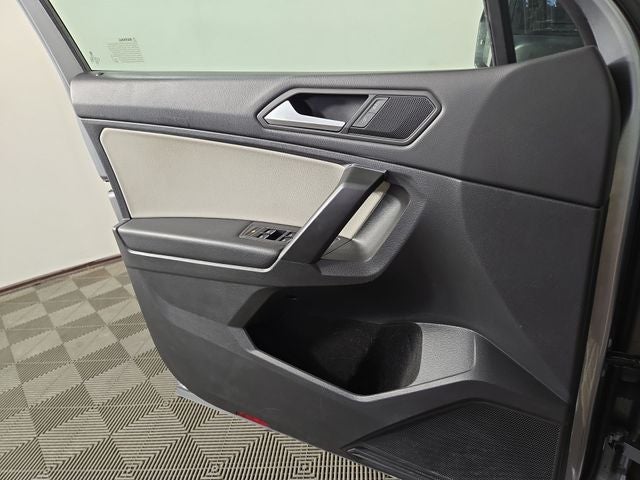 2021 Volkswagen Tiguan 2.0T SE R-Line Black