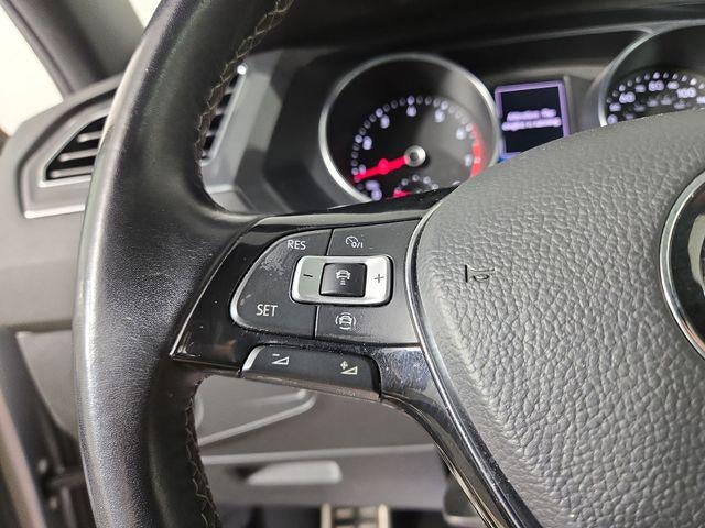 2021 Volkswagen Tiguan 2.0T SE R-Line Black