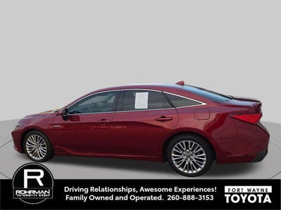 2019 Toyota Avalon Hybrid Limited