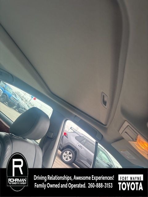 2005 Toyota Avalon XLS