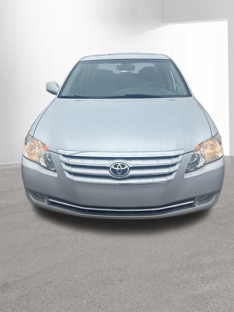 2005 Toyota Avalon XLS
