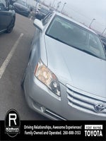 2005 Toyota Avalon XLS