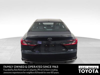 2025 Toyota Camry SE