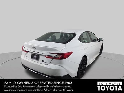2025 Toyota Camry SE