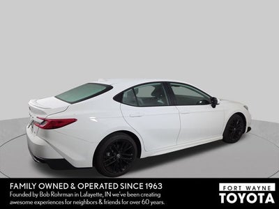 2025 Toyota Camry SE