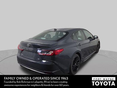 2025 Toyota Camry SE
