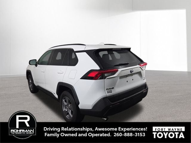 2022 Toyota RAV4 Hybrid LE