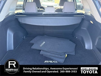2023 Toyota RAV4 Hybrid XLE