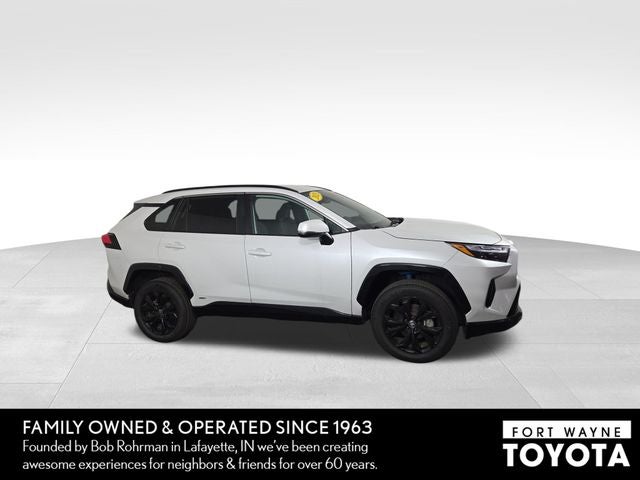 2023 Toyota RAV4 Hybrid SE