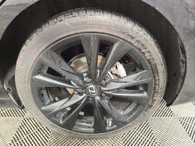 2025 Lexus ES 300h F SPORT Design