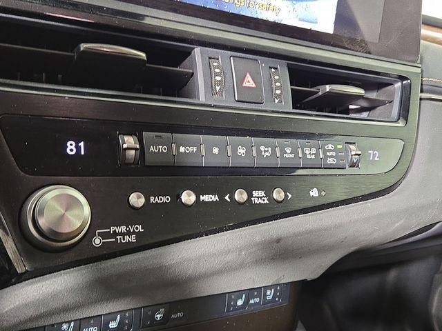 2025 Lexus ES 300h F SPORT Design