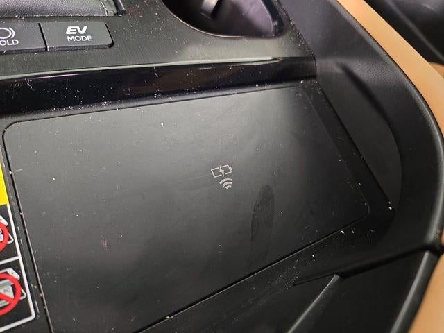 2025 Lexus ES 300h F SPORT Design