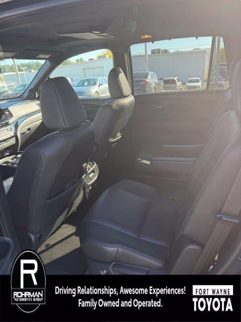2021 Honda Pilot Black Edition