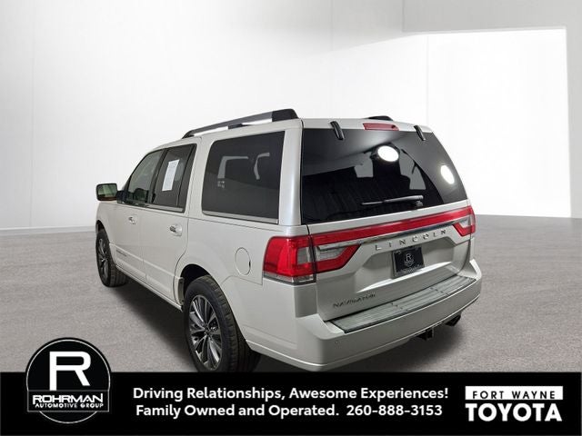 2017 Lincoln Navigator Select