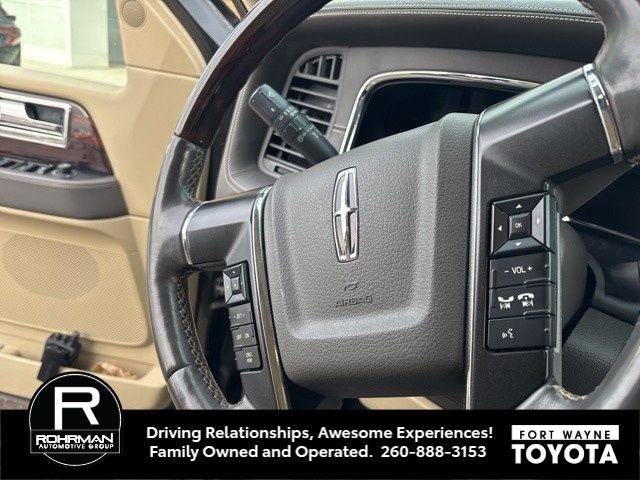 2015 Lincoln Navigator L Base