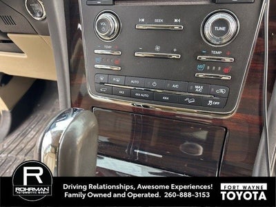 2015 Lincoln Navigator L Base