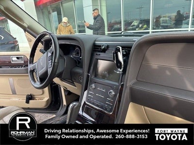 2015 Lincoln Navigator L Base