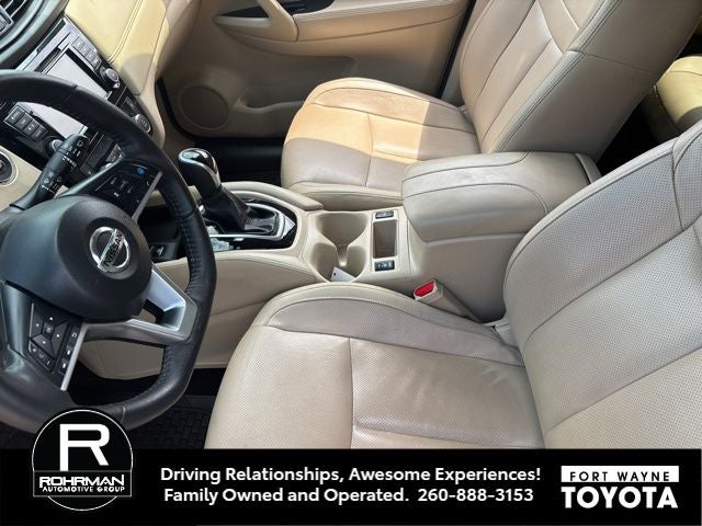 2020 Nissan Rogue SL
