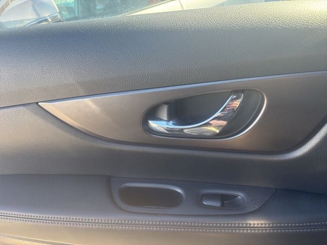 2014 Nissan Rogue SV