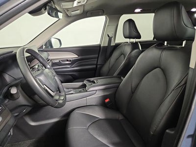 2025 Toyota Grand Highlander XLE