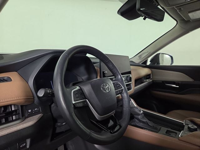 2025 Toyota Grand Highlander Platinum