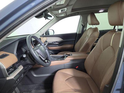 2025 Toyota Grand Highlander Platinum