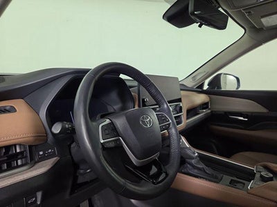 2025 Toyota Grand Highlander Platinum