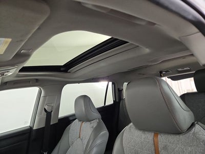 2023 Toyota Highlander Hybrid Bronze Edition