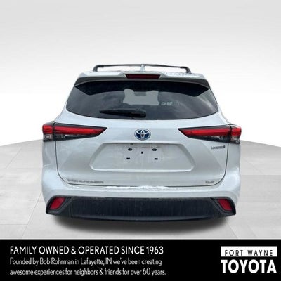 2023 Toyota Highlander Hybrid Bronze Edition