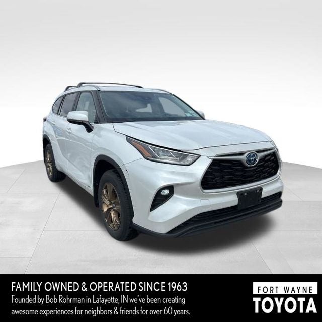 2023 Toyota Highlander Hybrid Bronze Edition