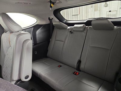 2023 Toyota Highlander Hybrid Bronze Edition