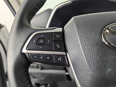 2023 Toyota Highlander Hybrid Bronze Edition