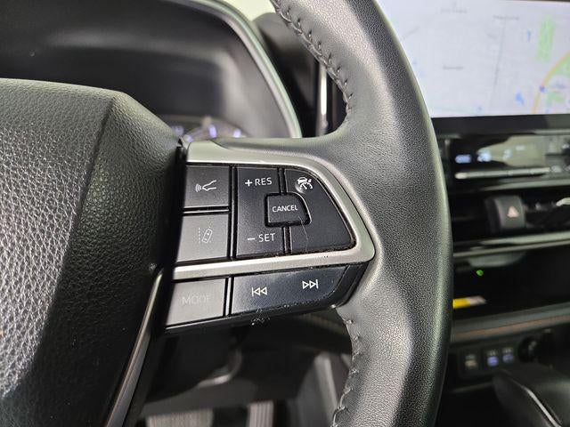 2023 Toyota Highlander Hybrid Bronze Edition