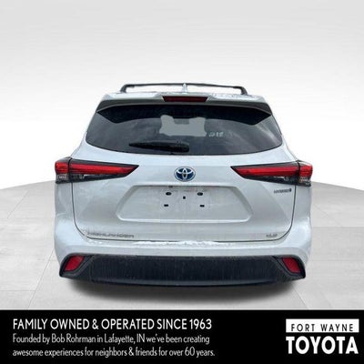 2023 Toyota Highlander Hybrid Bronze Edition