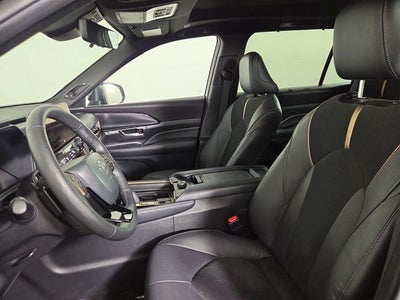 2025 Toyota Grand Highlander Hybrid MAX Platinum